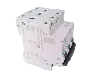 SCHNEIDER ELECTRIC M9F11306