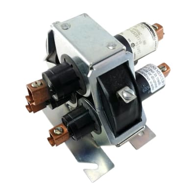 AMERICAN ELECTRONIC COMPONENTS 3050A24DC