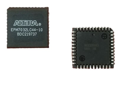 ALTERA CORPORATION EPM7032LC44-10
