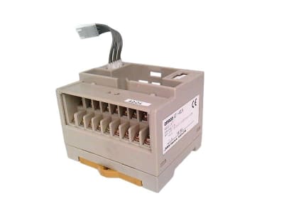 OMRON GT1-AD04
