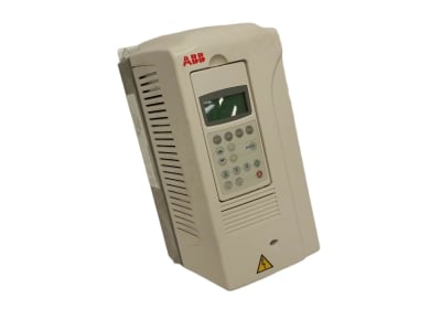 ASEA BROWN BOVERI ACS800-U1-0011-5+P901