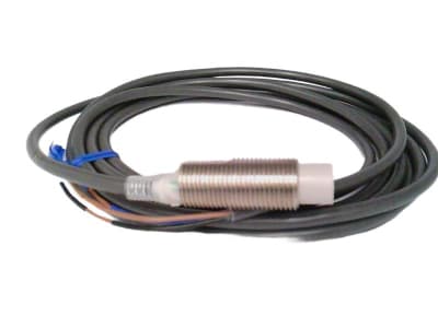 OMRON E2EG-X5MB1-2M