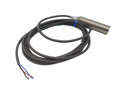 OMRON E2A-M18LS08-WP-B1 2M