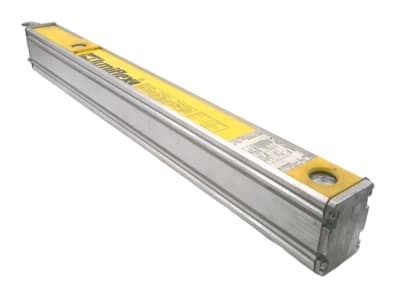 LEUZE 546010