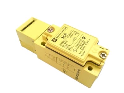 SCHNEIDER ELECTRIC XCS-AREQ3653