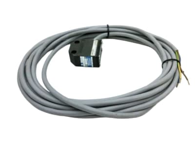 BALLUFF BES-516-422-HO-X-PU-05