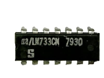NXP SEMICONDUCTOR LM733CN