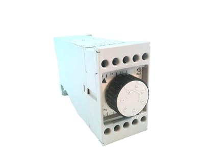 DOLD AA7512.32 110V 0.2-180S