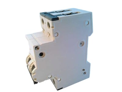 SIEMENS 5SY8202-7