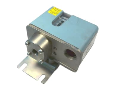 SMC ISC302-02BL5-X220-P