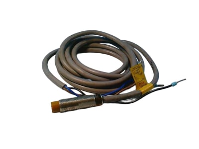OMRON TL-X5MF1