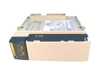 OMRON CQM1-OD215