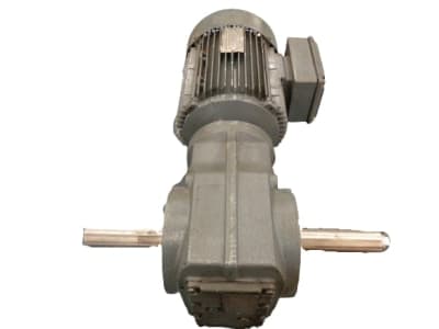 SEW EURODRIVE KA67DV112M4