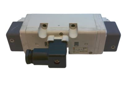 SMC VQ7-8-FIG-D-9Z(AC110V)