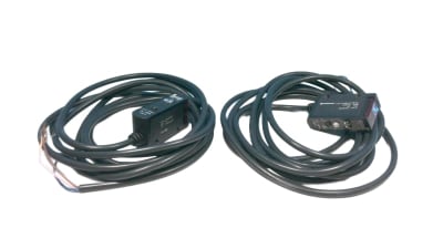 OMRON E3S-AT41-D 2M