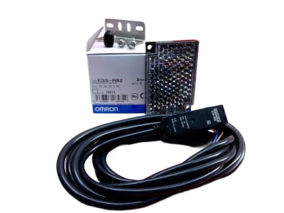 OMRON E3S-R82