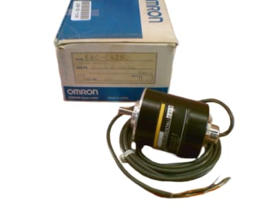 OMRON E6C-CWZ5C-1000P/R-2M