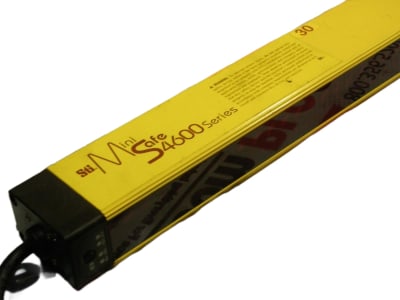 OMRON MS46SR-30-1215-Q1-R-NC-FP-TK1
