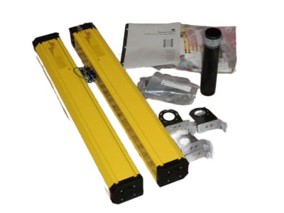 OMRON MG46SR-50-700D1-10X-10R-10S