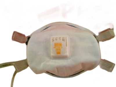 3M 8233