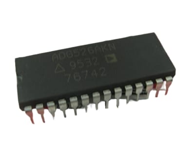 ANALOG DEVICES AD526AKN