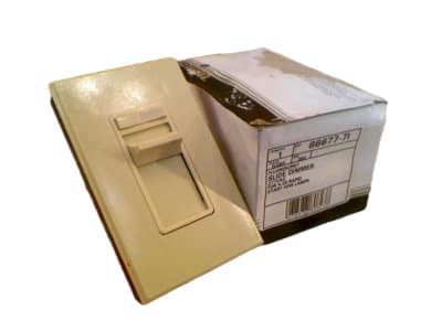 LEVITON 86677-71