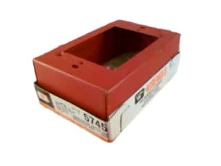 LEGRAND 5745-R