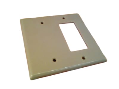 LEVITON SPJ1426I