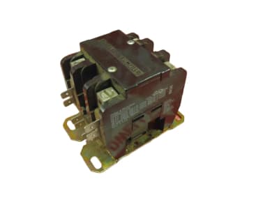 TE CONNECTIVITY P31E09AUO108-115