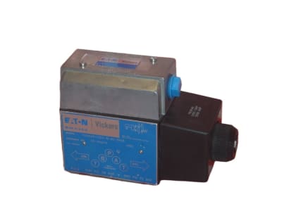 EATON CORPORATION DG4S4W-012A-B-60-S495