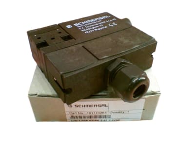 SCHMERSAL AZM170SK-02ZRK-2197 110 VAC