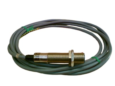 BALLUFF BES-516-420-AOL-03