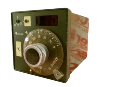 SENSOR ELECTRONIC TC.I.10.R.F4.0.D