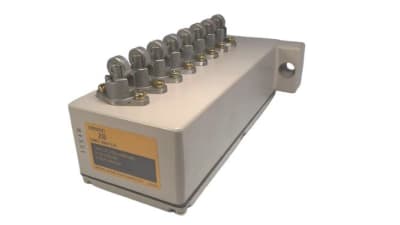 OMRON 8ZBQ2-2