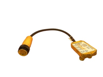 BELDEN ZV-4-3U-38-RS120M