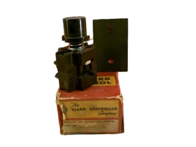 DANAHER CONTROLS A100-85600A
