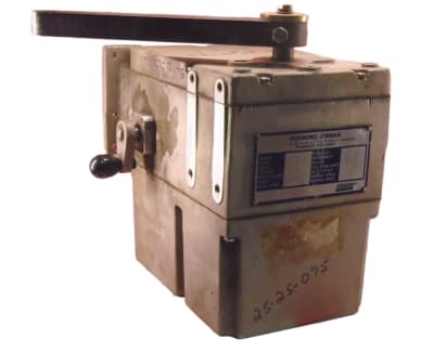 JORDAN CONTROLS SM1730-17/1000-90-SPL-2-0-S-0-0-H120V-SA00-0