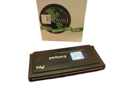 INTEL 80523PX300512PE