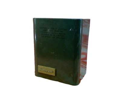 HONEYWELL R7079C-1087