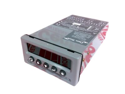 DATA TRACK PROCESS INSTRUMENTS 221-1-R