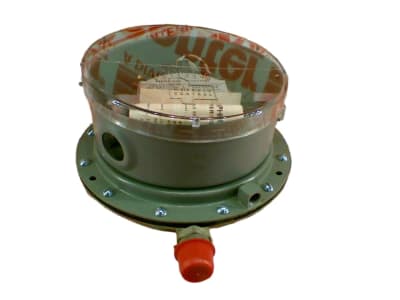 DWYER PG-7200-804-RG-P1