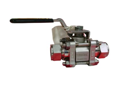 SWAGELOK SS-63ES12