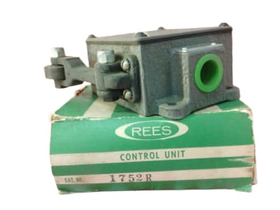 REES 1752R