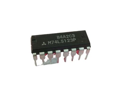 MITSUBISHI M74LS123P