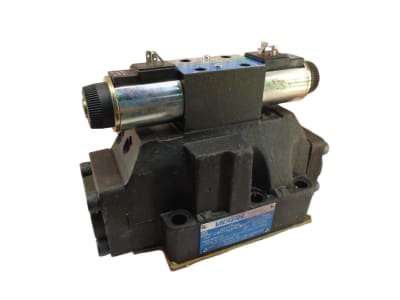 EATON CORPORATION DG5S-8-31C-E-T-M-U-HL7-B13-30-EN502