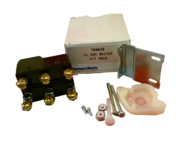 ABB THOMAS & BETTS 700048