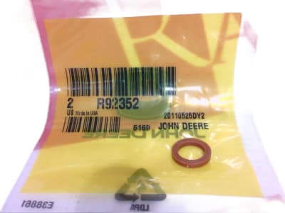 JOHN DEERE R92352