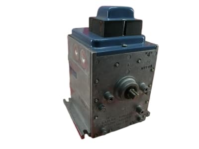 JOHNSON CONTROLS VF2102A040L
