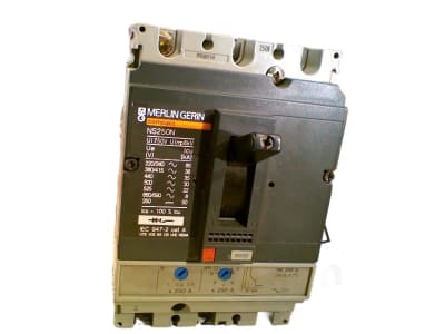 SCHNEIDER ELECTRIC 31670