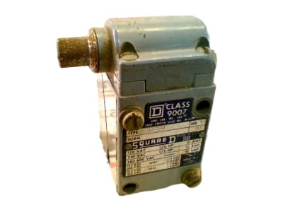 SCHNEIDER ELECTRIC 9007-B52GD